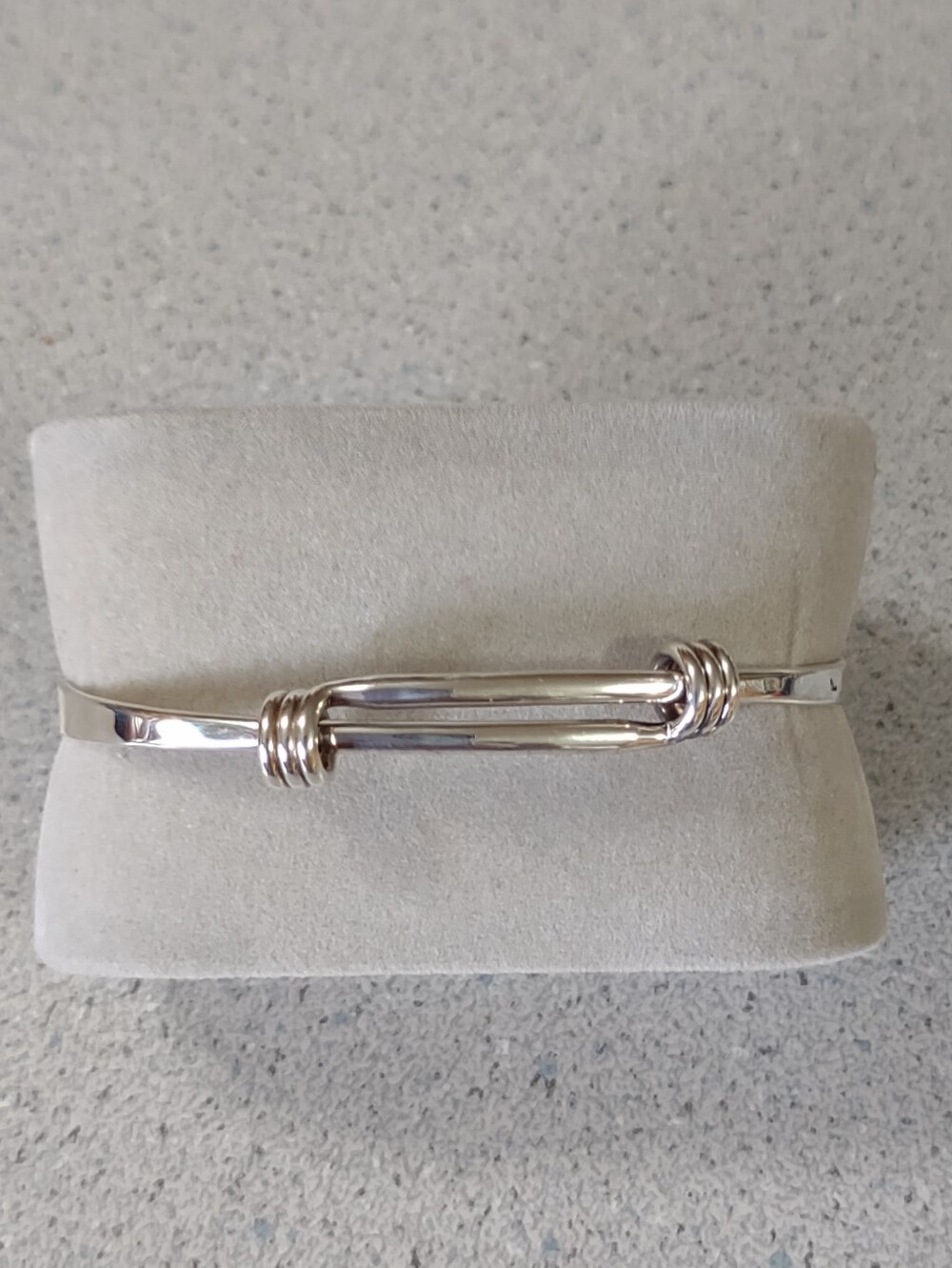 EL Petite Signature Bracelet